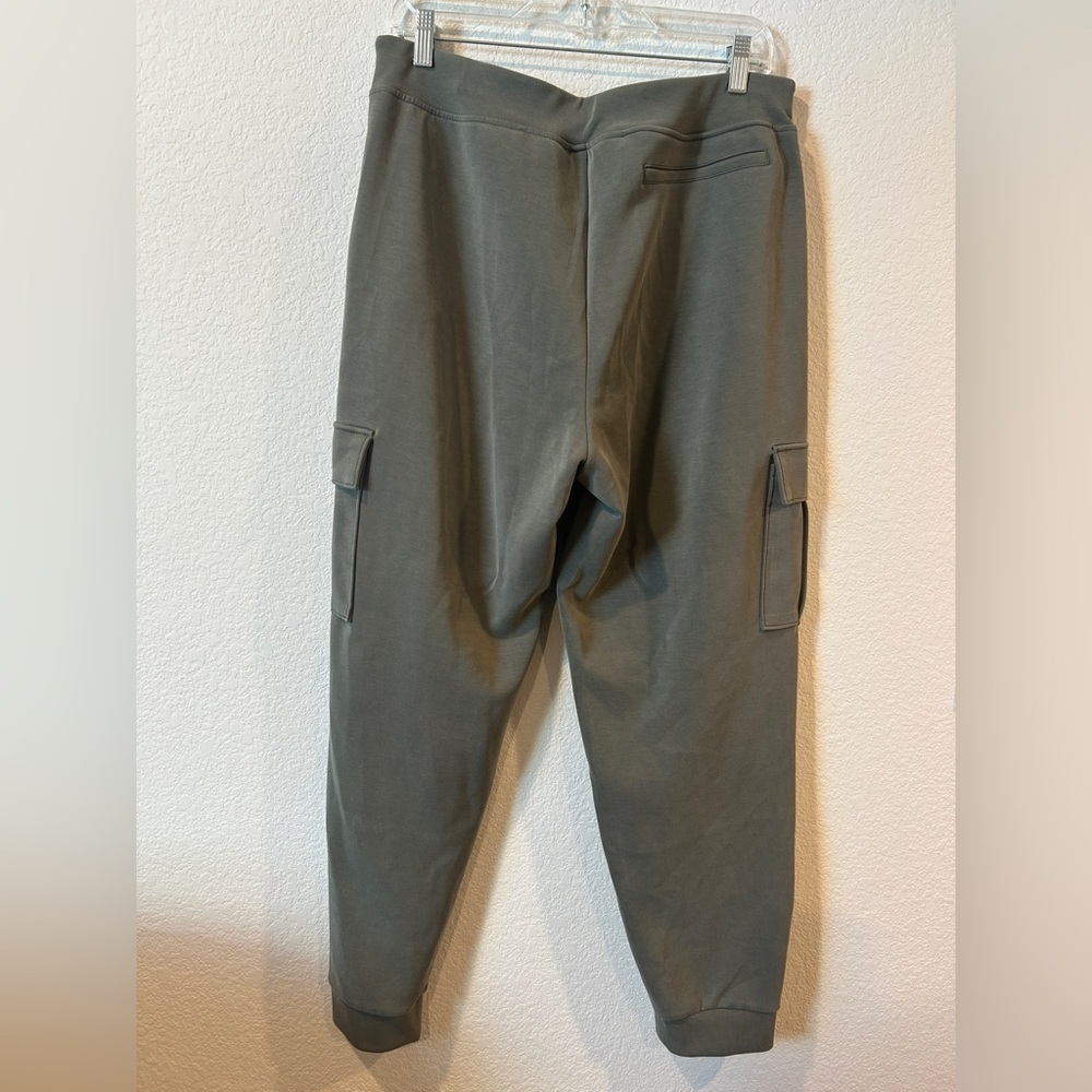 7 Diamonds Women’s Olive REV Cargo Jogger - XL - Picture 3 of 7